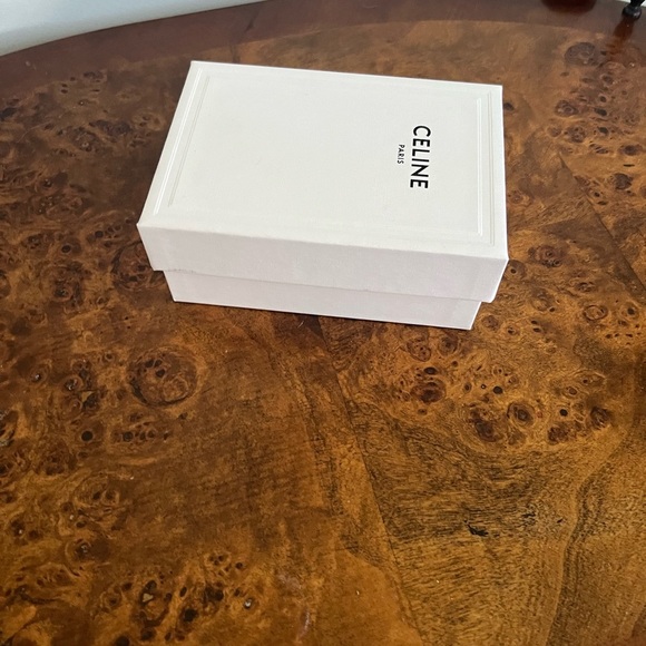 Celine textured paper gift box empty - Picture 2 of 4